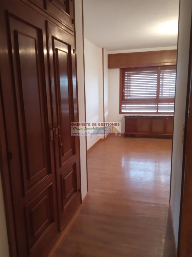 For sale of flat in Albacete