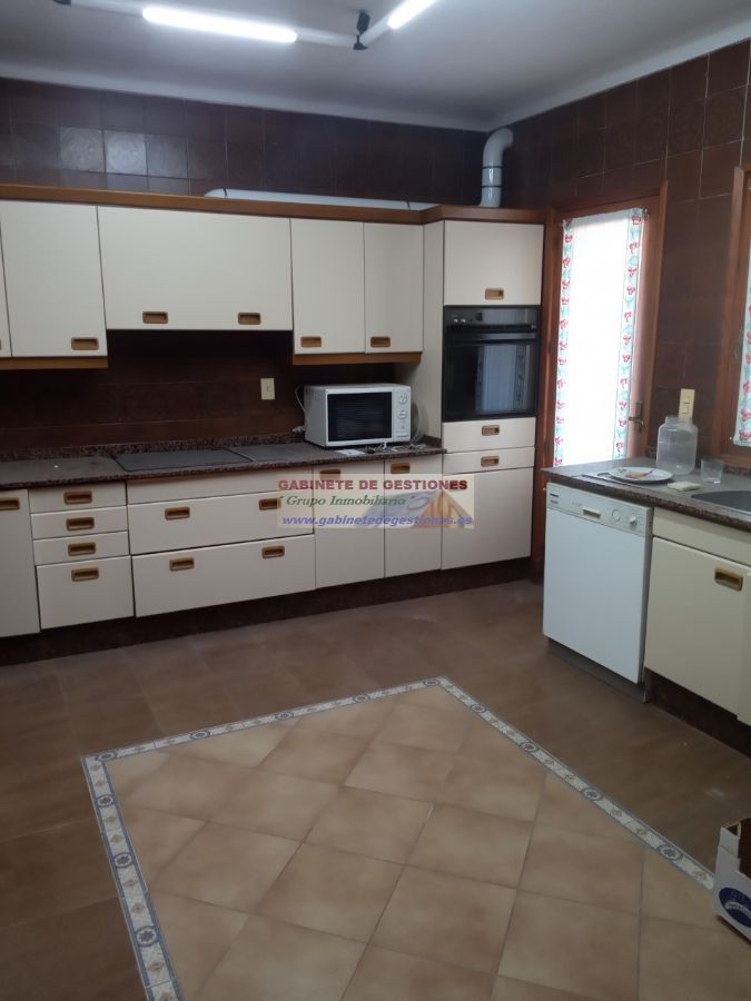 For sale of flat in Albacete