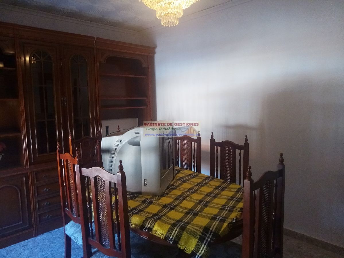 For sale of flat in Albacete