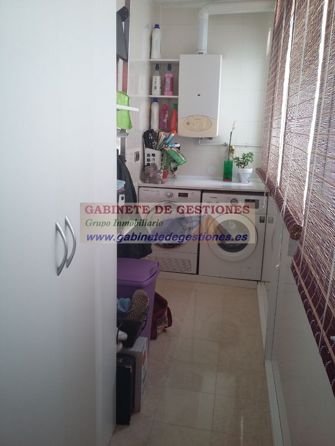 For sale of duplex in La Roda