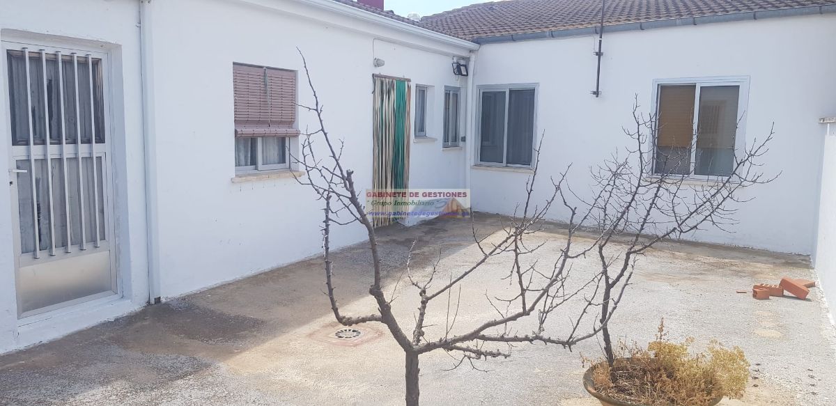 For sale of house in Albacete