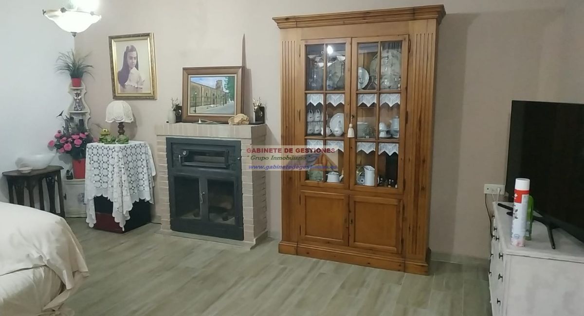 For sale of chalet in Albacete