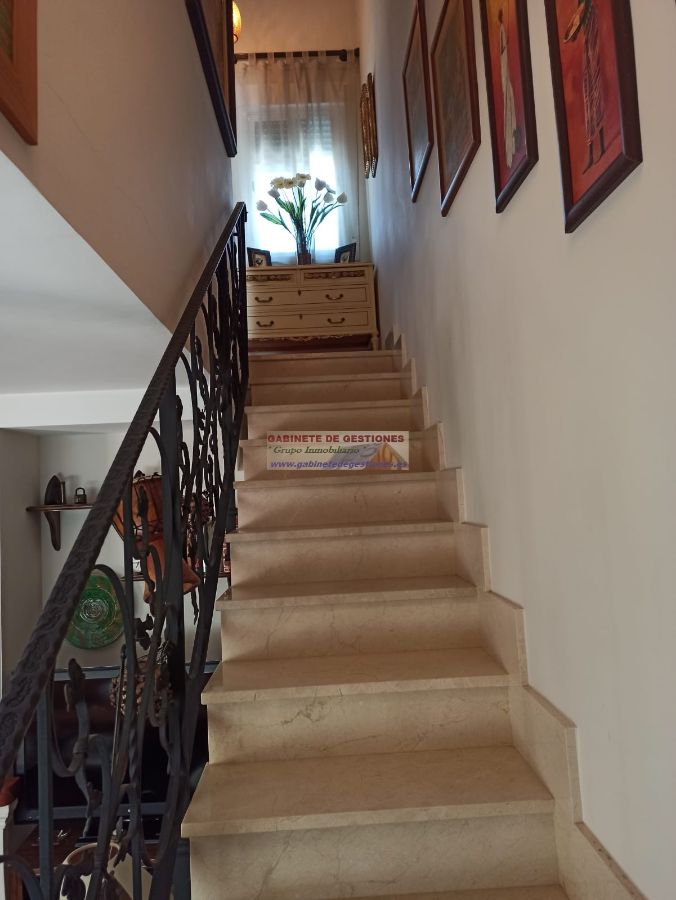 For sale of duplex in Villalgordo del Júcar