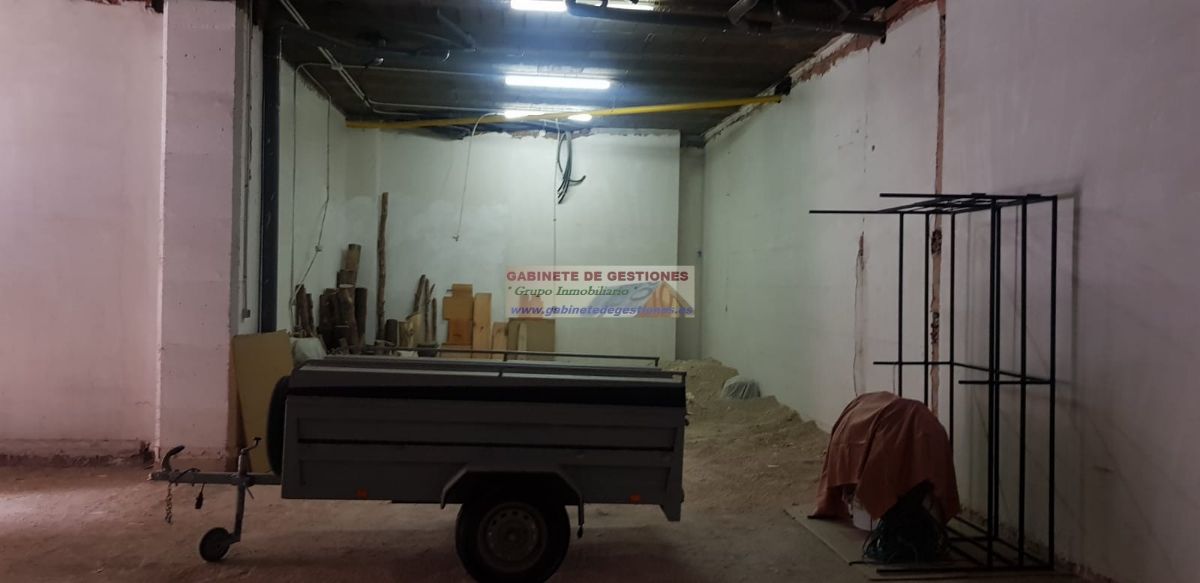 For sale of commercial in Albacete