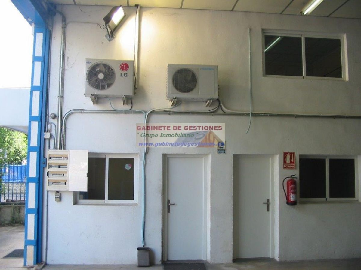 For sale of industrial plant/warehouse in Albacete