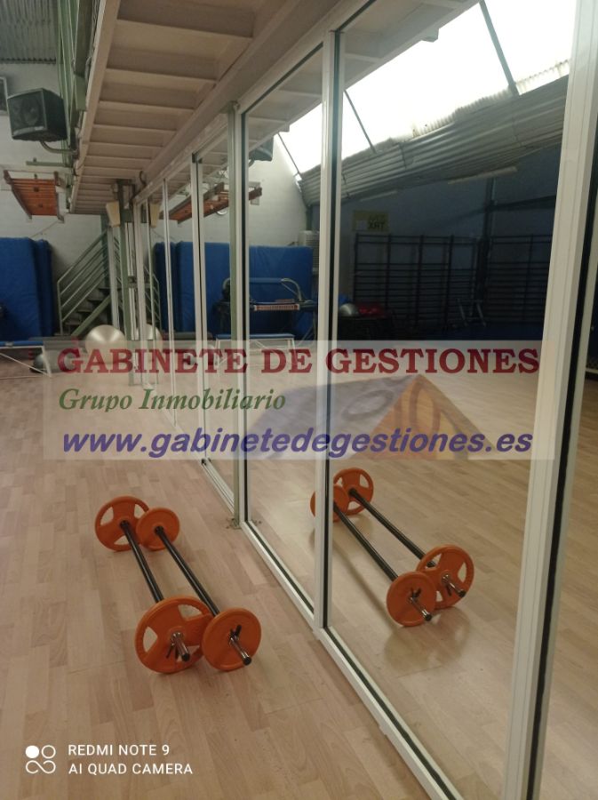 For sale of commercial in Albacete