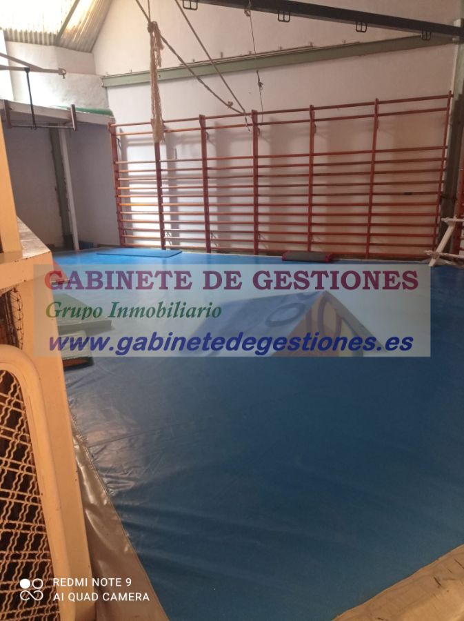 For sale of commercial in Albacete