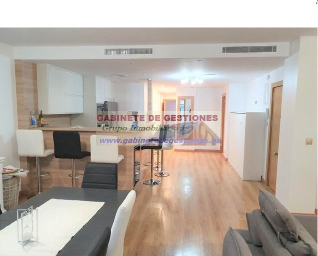 For sale of flat in Albacete