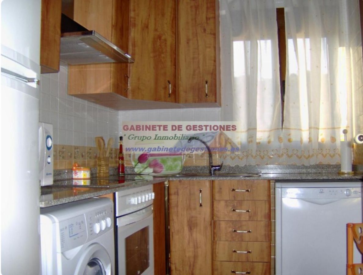 For rent of house in Alcaraz