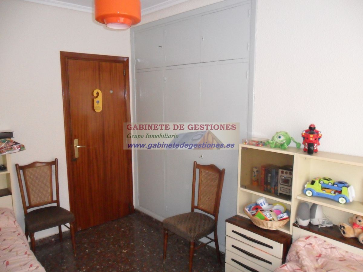 For sale of flat in Albacete