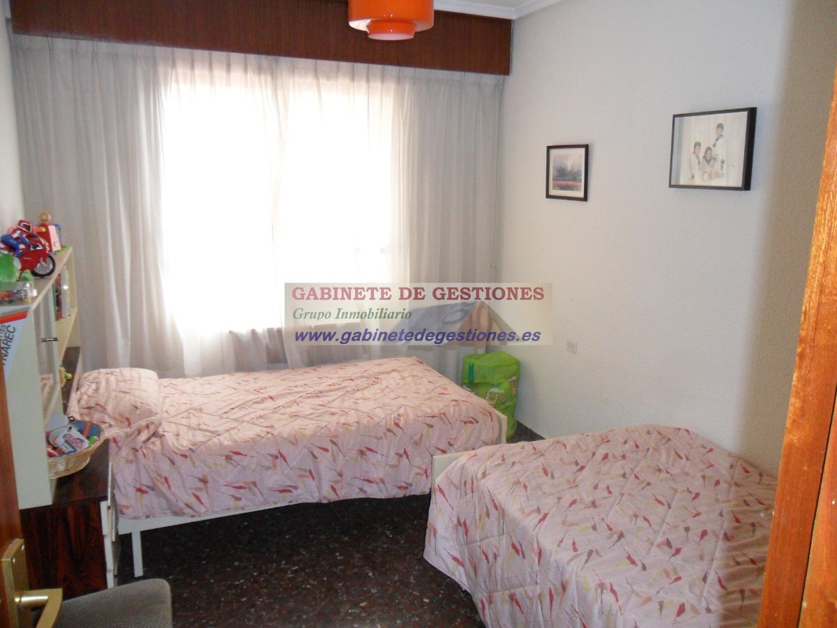 For sale of flat in Albacete