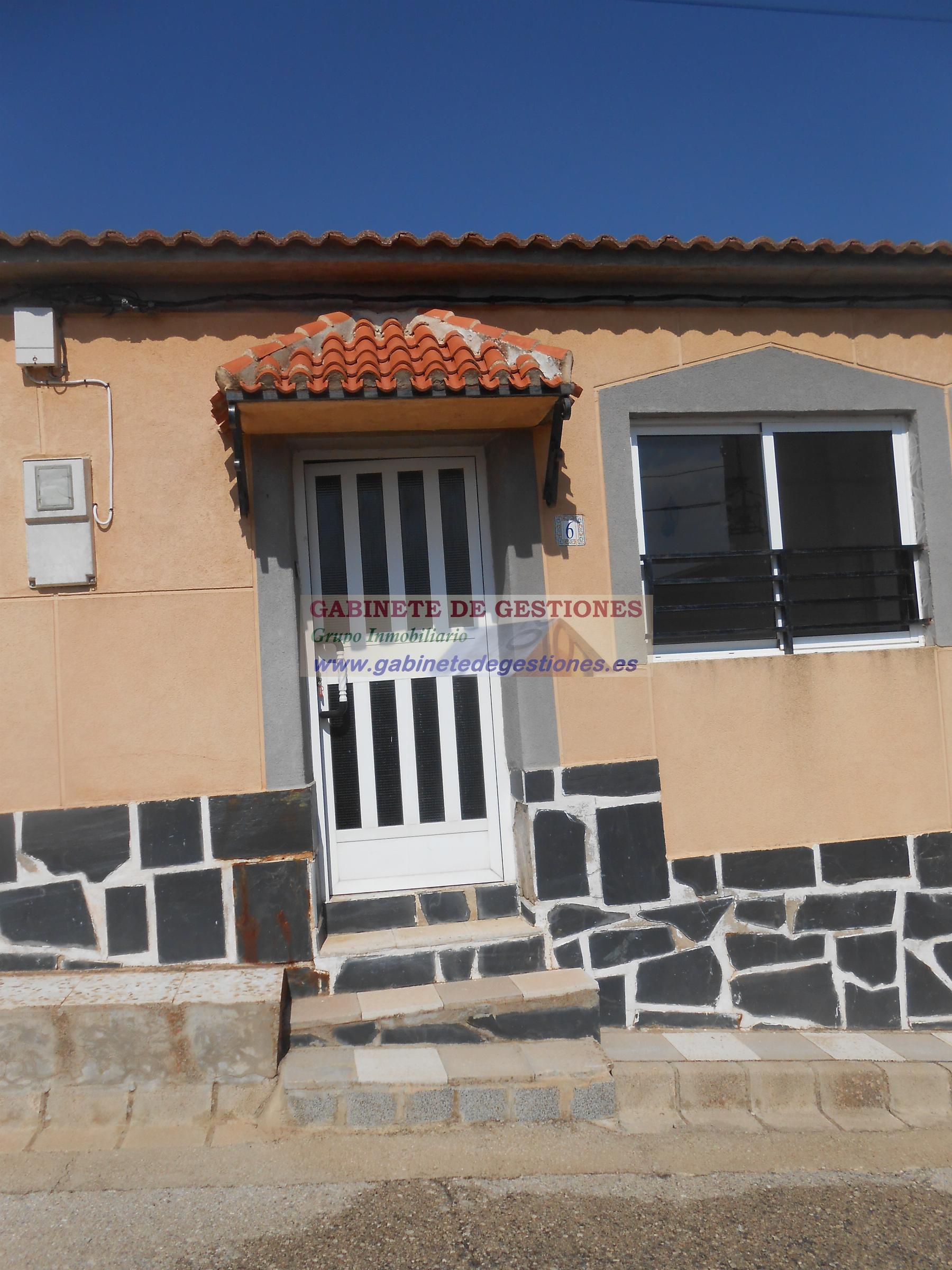 For sale of house in Casas de Lázaro