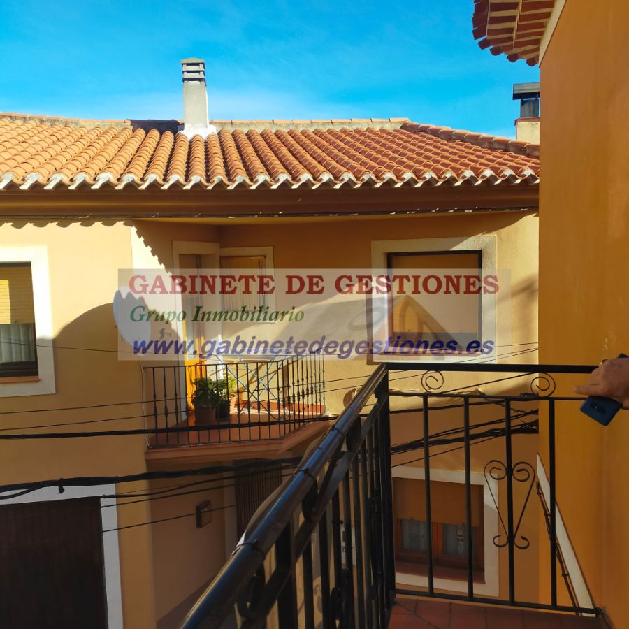 For sale of house in Chinchilla de Monte-Aragón