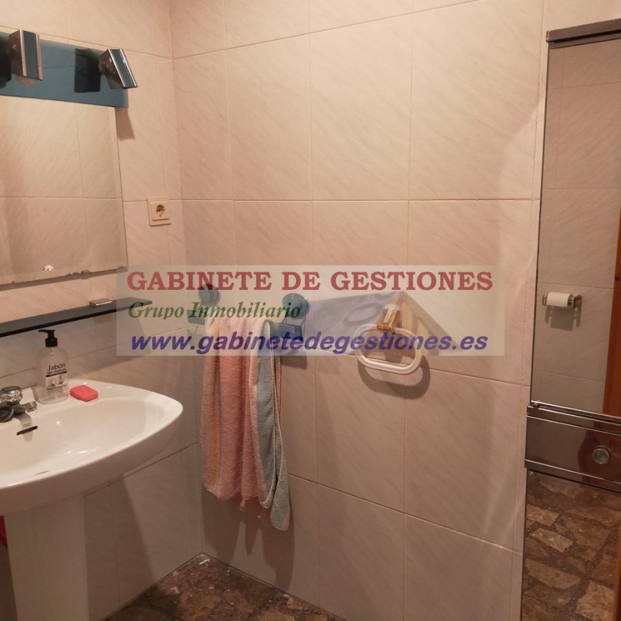 For sale of house in Chinchilla de Monte-Aragón