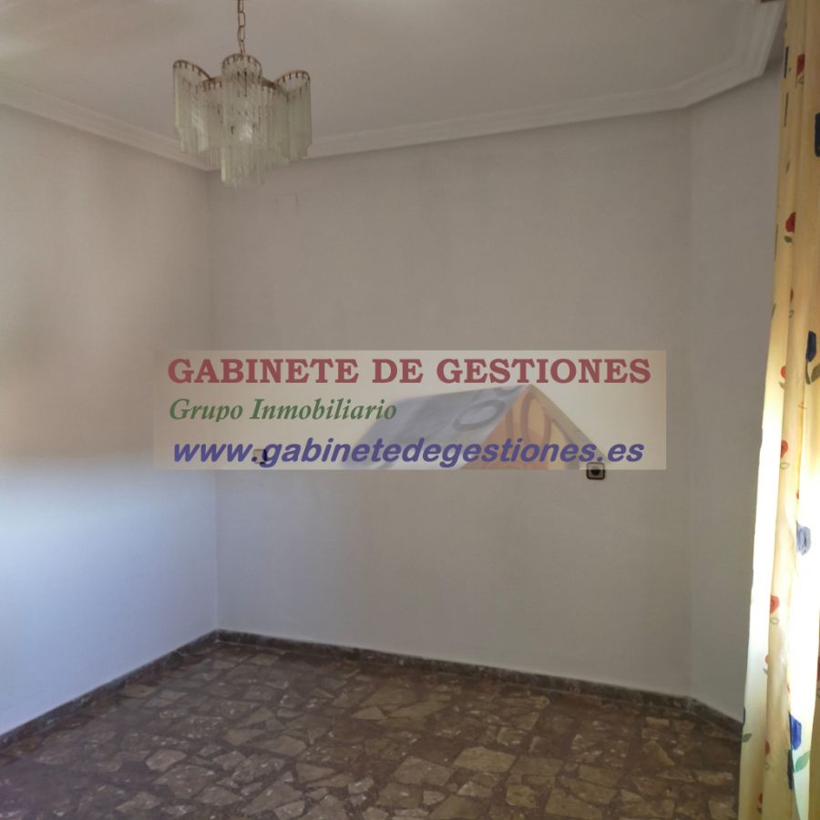 For sale of house in Chinchilla de Monte-Aragón