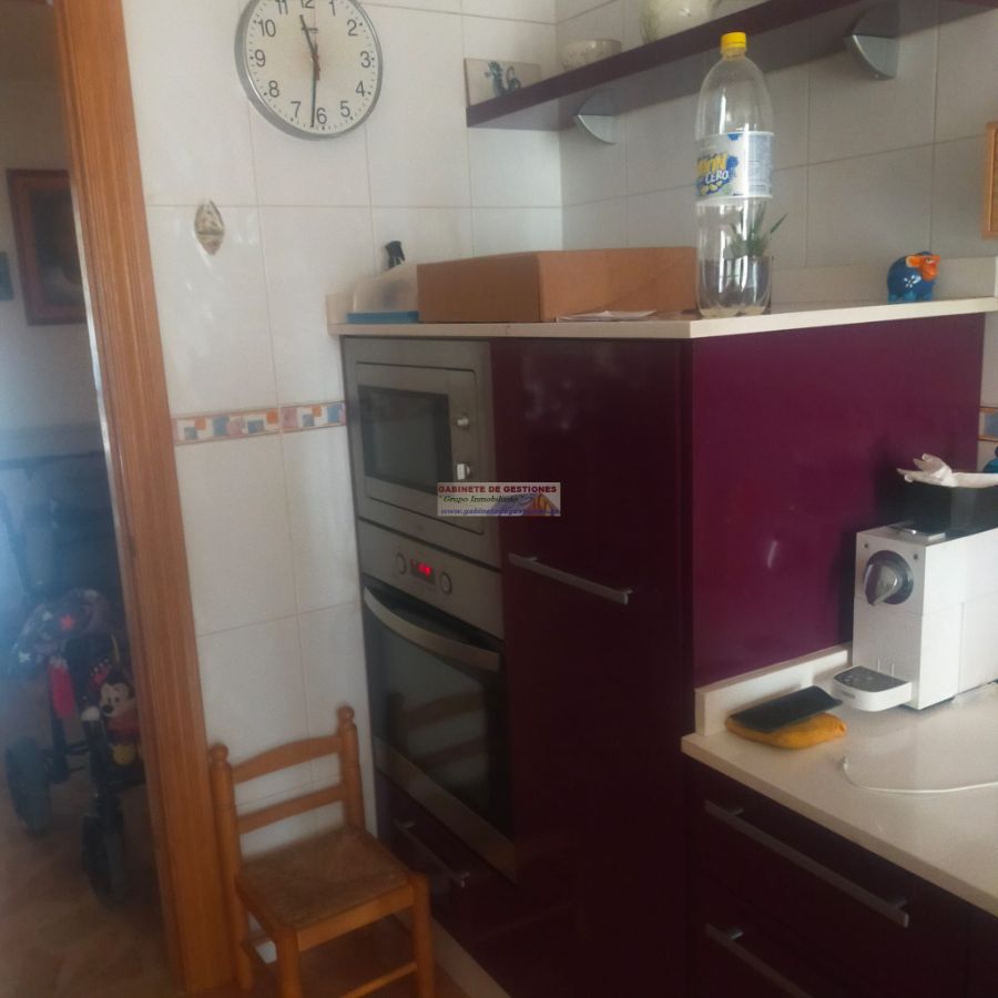 For sale of flat in Chinchilla de Monte-Aragón