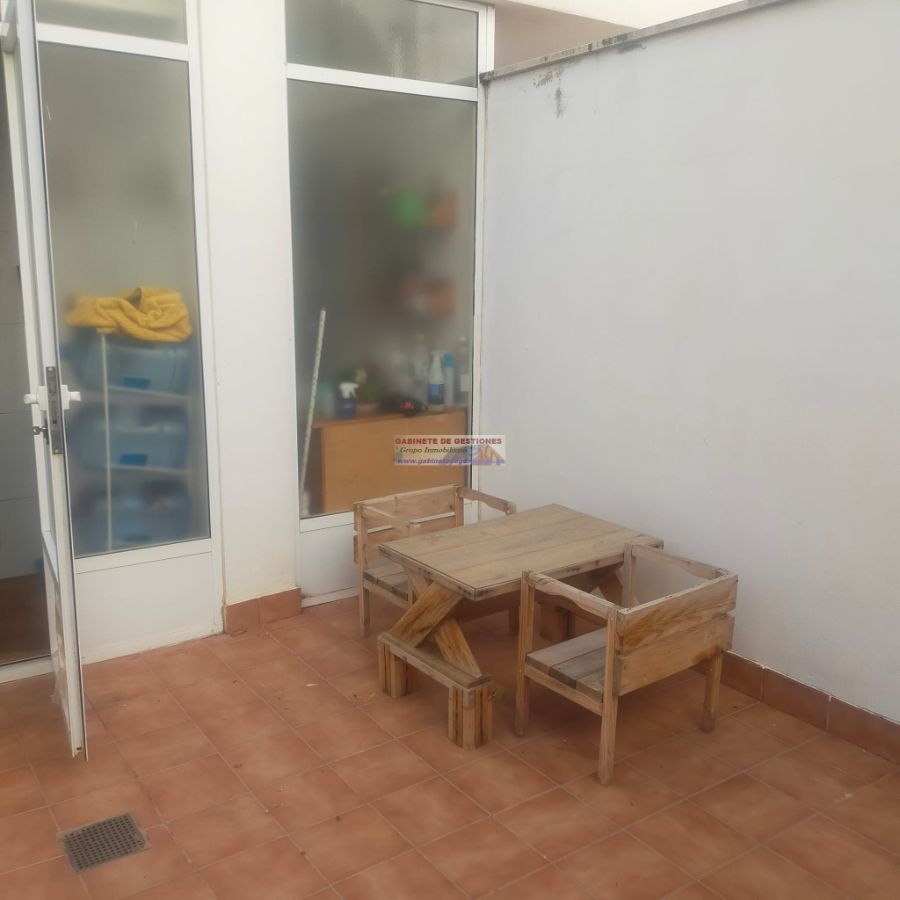 For sale of flat in Chinchilla de Monte-Aragón