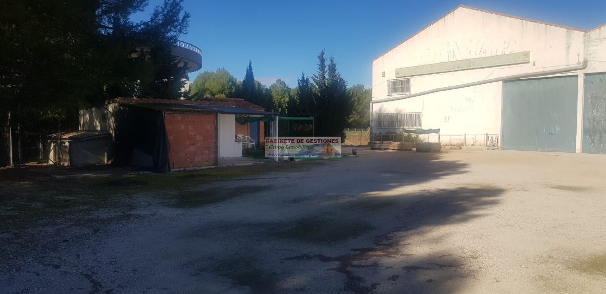 For sale of industrial plant/warehouse in Albacete