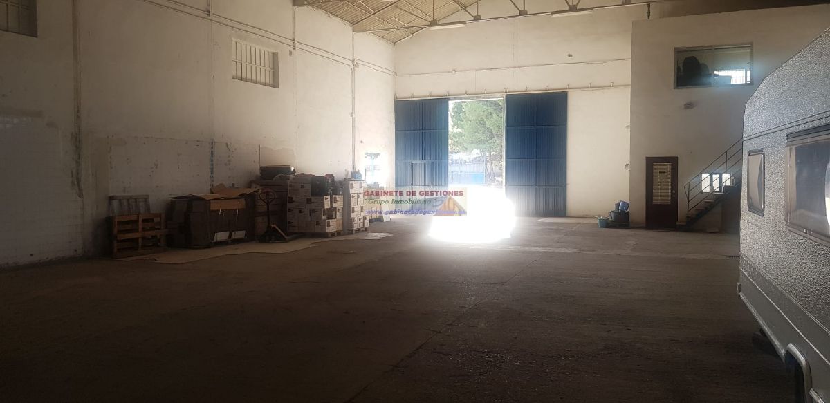 For sale of industrial plant/warehouse in Albacete