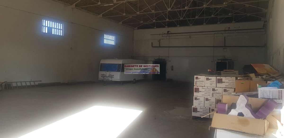 For sale of industrial plant/warehouse in Albacete