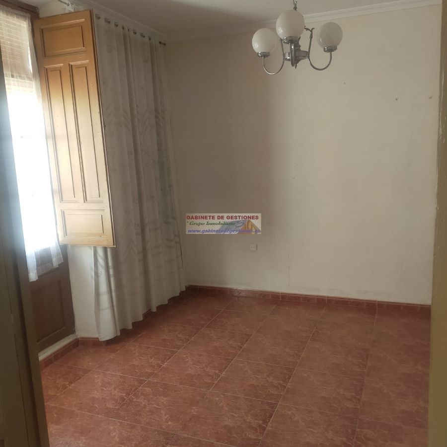 For sale of house in Chinchilla de Monte-Aragón