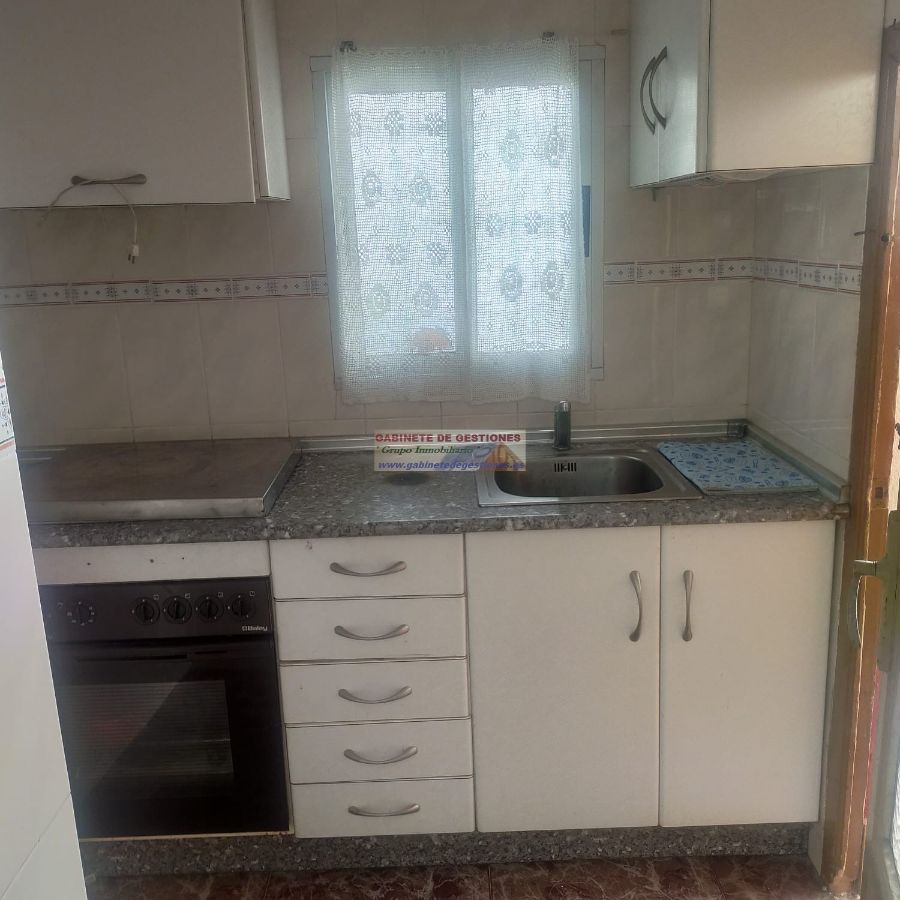 For sale of house in Chinchilla de Monte-Aragón