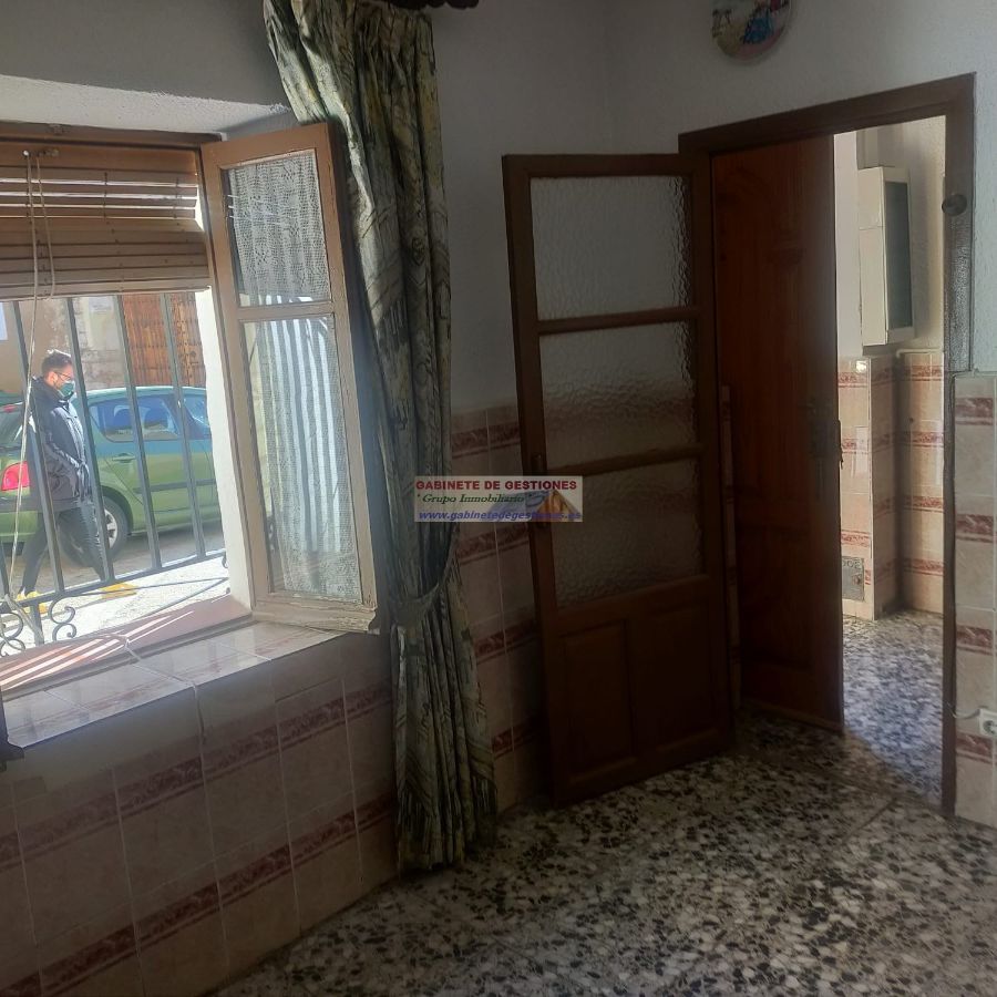 For sale of house in Chinchilla de Monte-Aragón