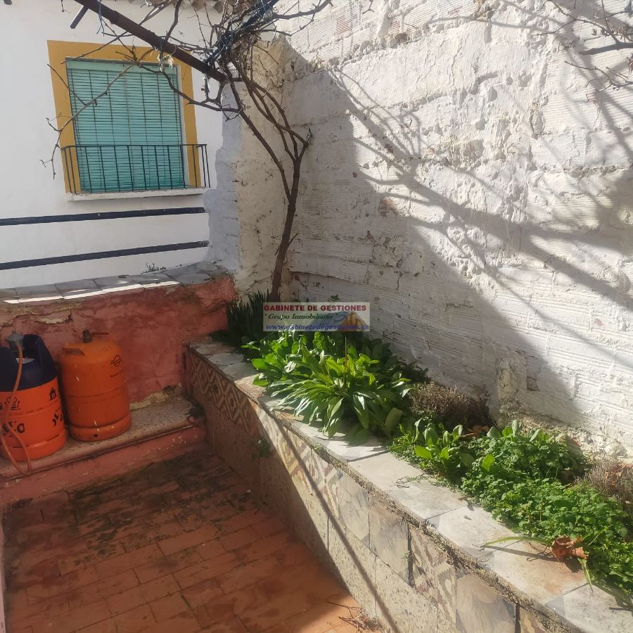 For sale of house in Chinchilla de Monte-Aragón