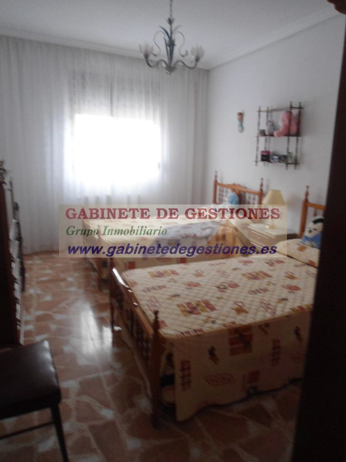 For sale of house in Albacete