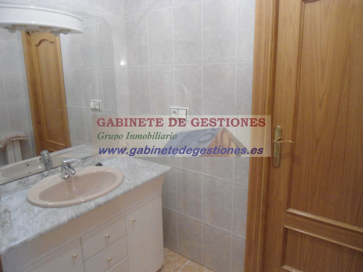 For sale of house in Albacete