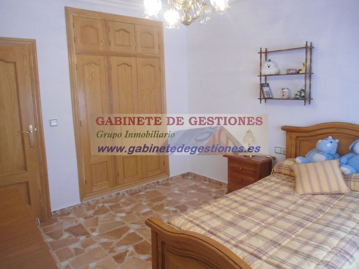 For sale of house in Albacete