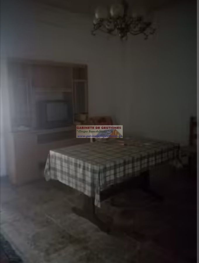 For sale of house in La Gineta