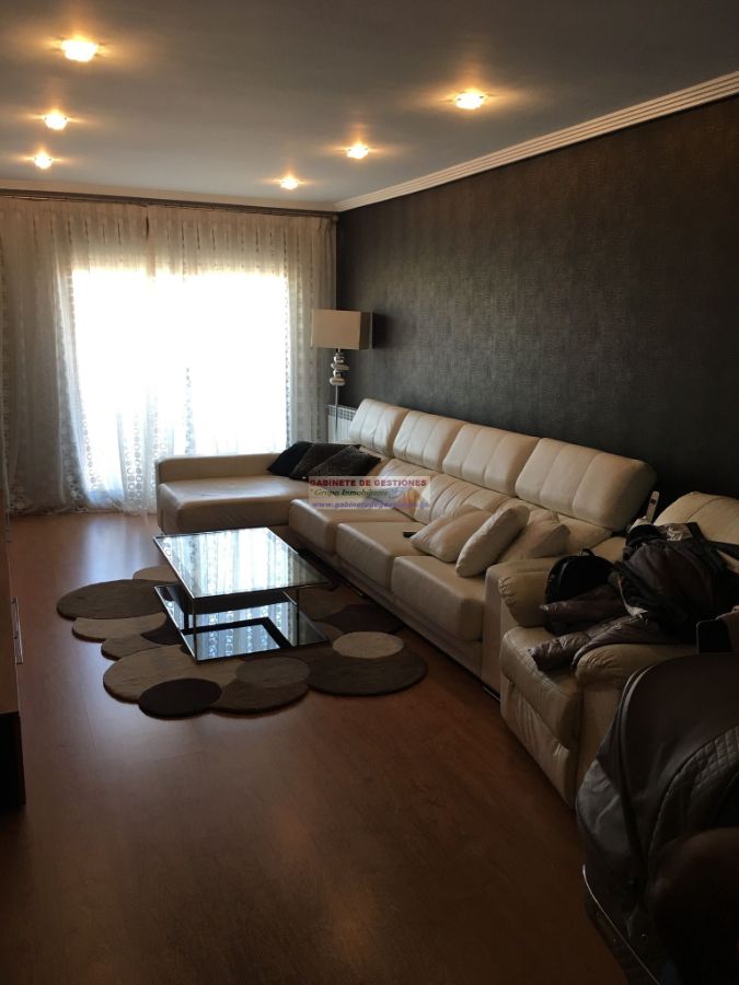 For sale of flat in Albacete