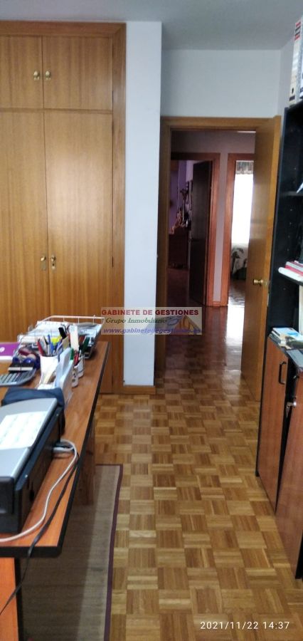 For sale of flat in Albacete