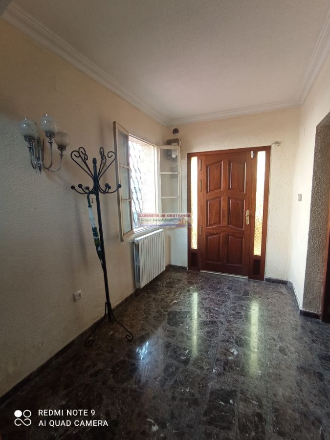 For sale of chalet in Albacete