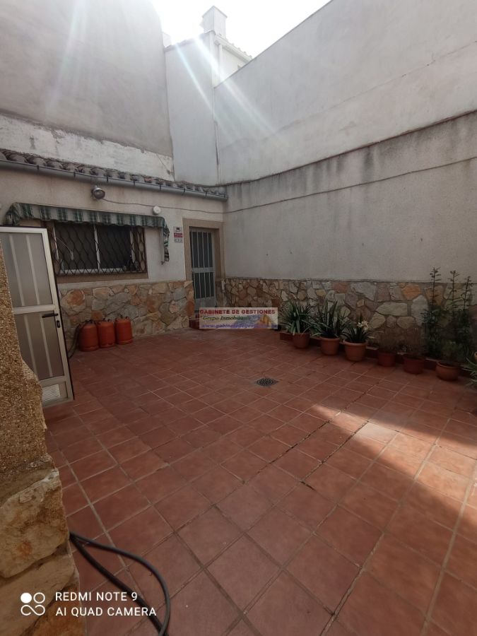 For sale of chalet in Albacete