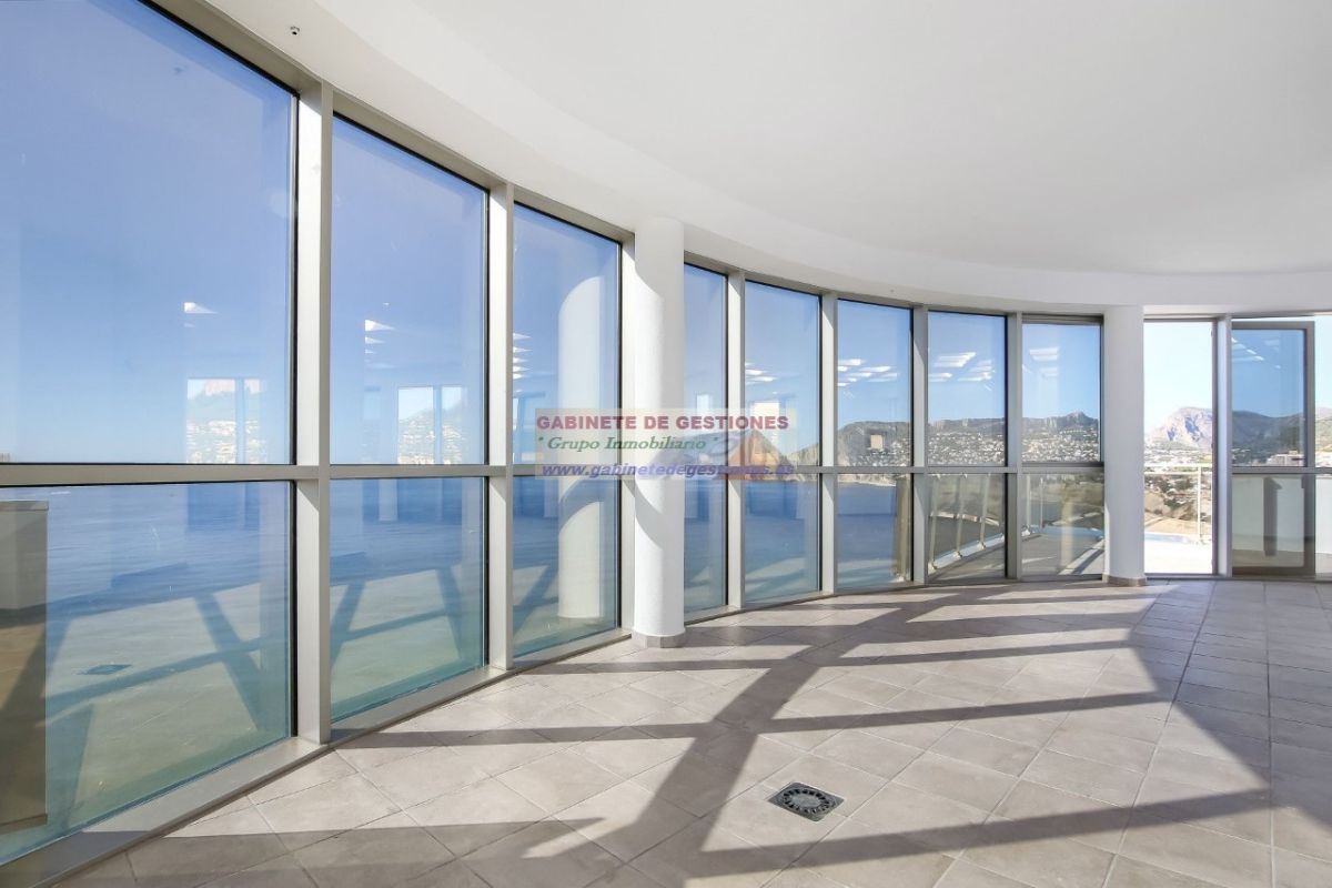 For sale of penthouse in Calpe