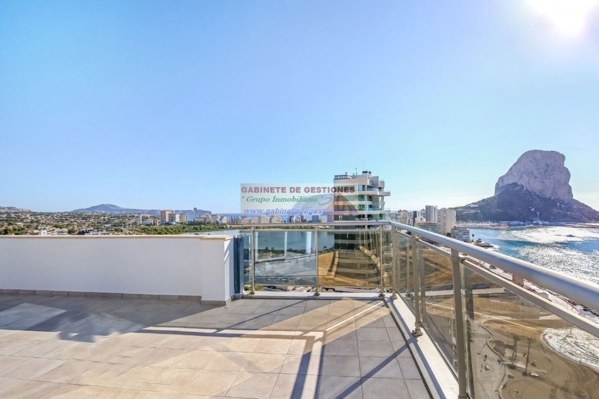 For sale of penthouse in Calpe