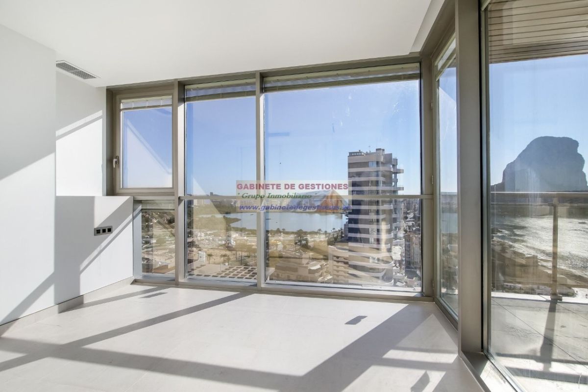 For sale of penthouse in Calpe