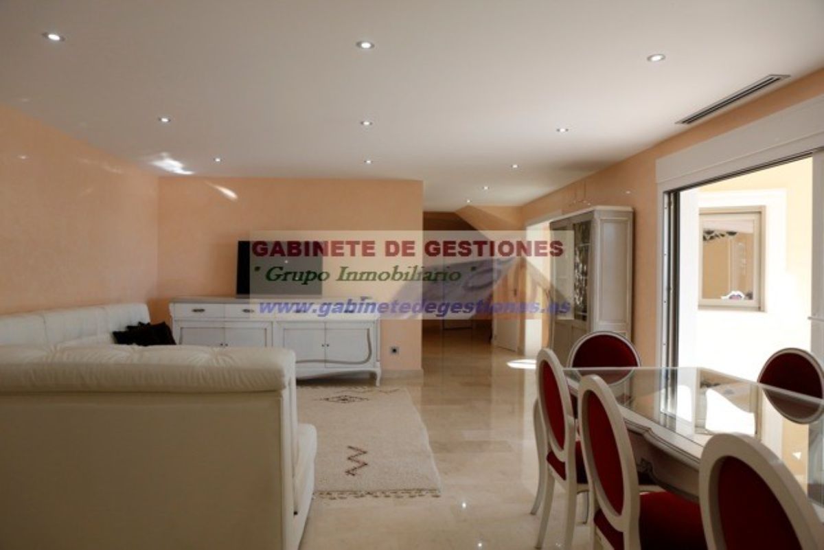 For sale of chalet in Benissa