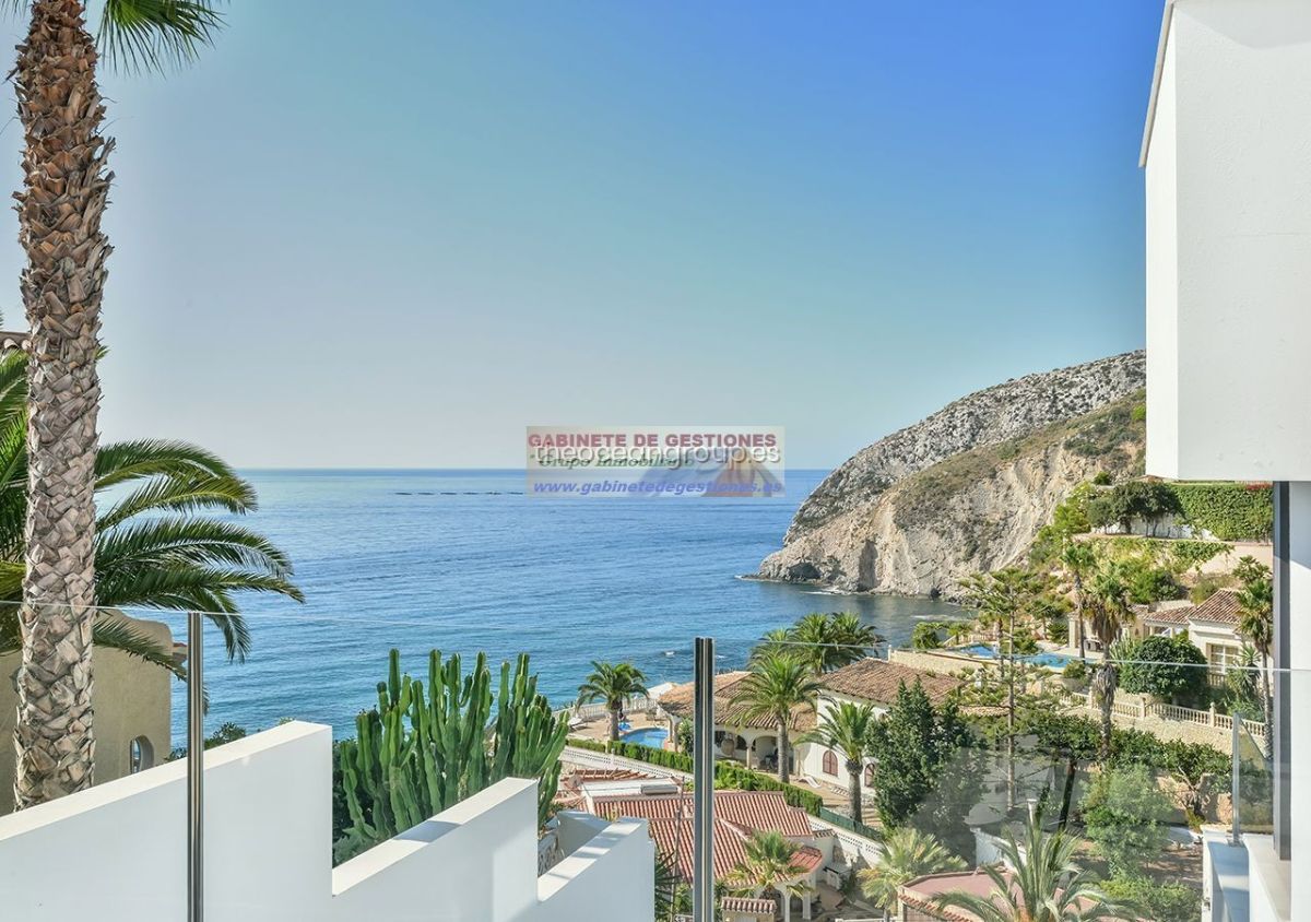 For sale of chalet in Calpe