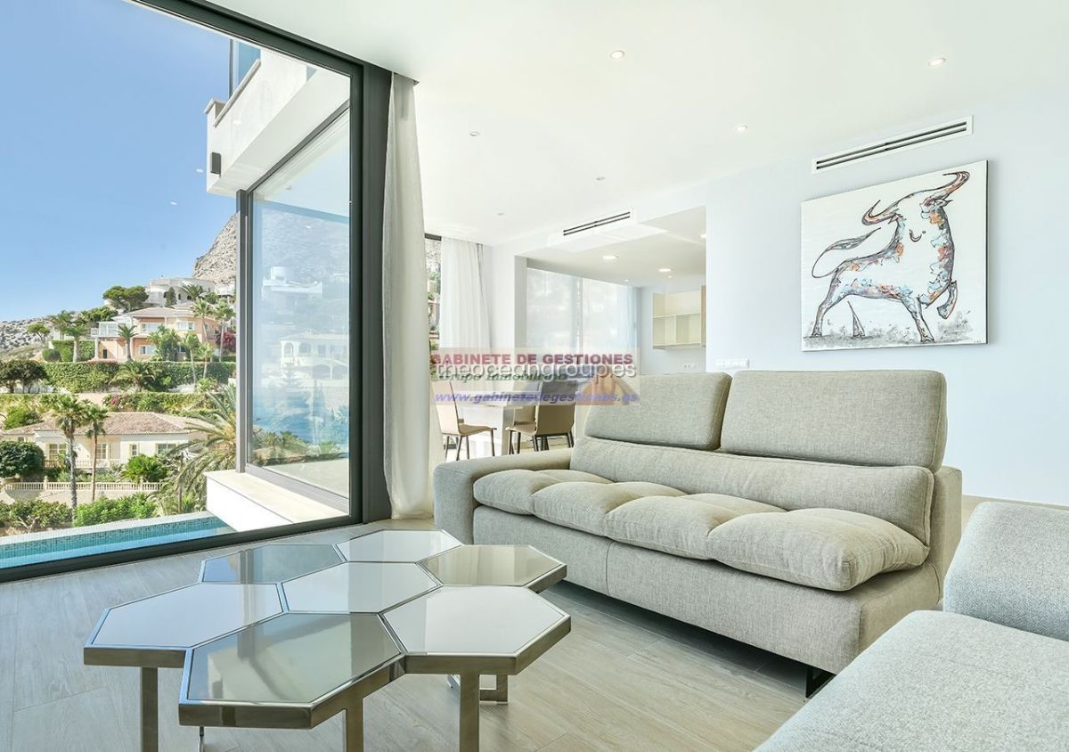 For sale of chalet in Calpe