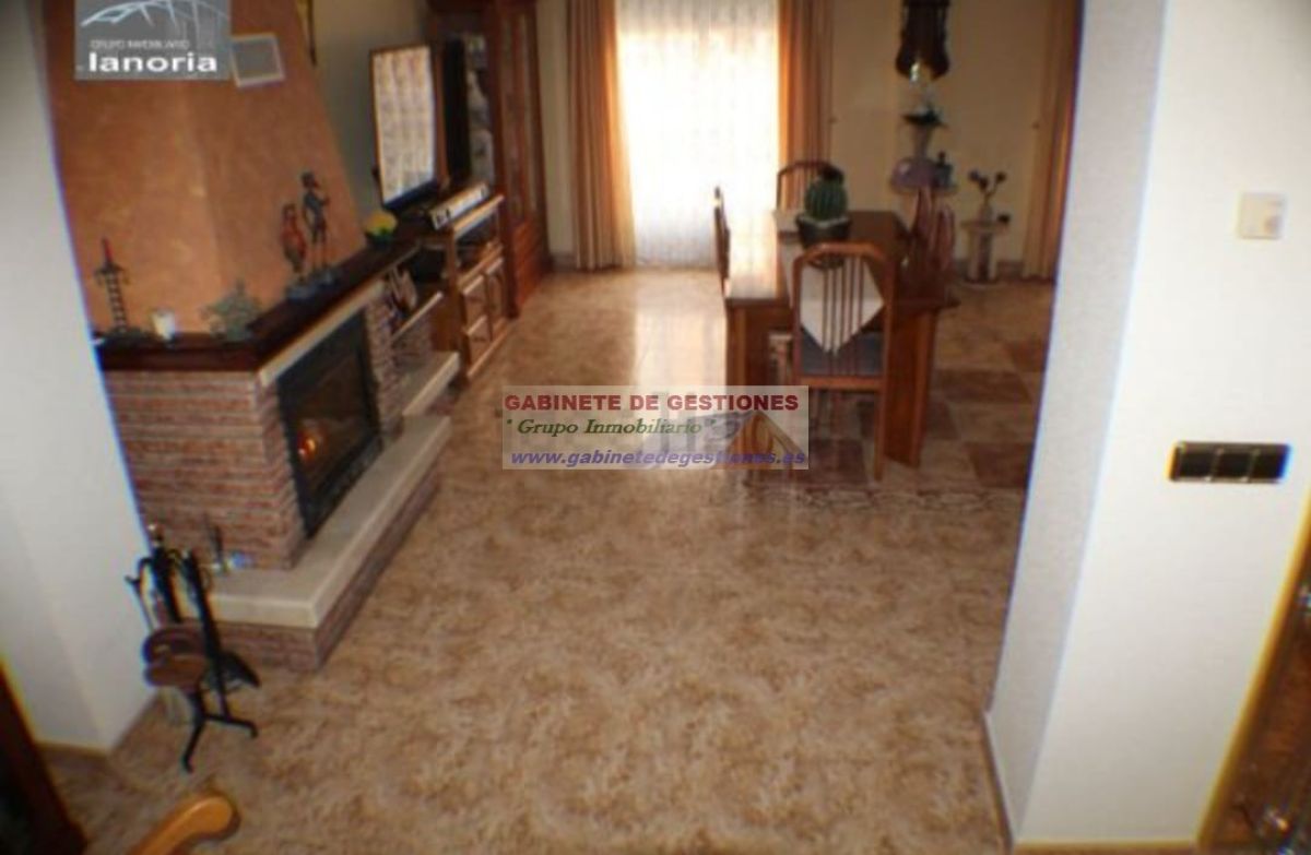 For sale of chalet in Albacete