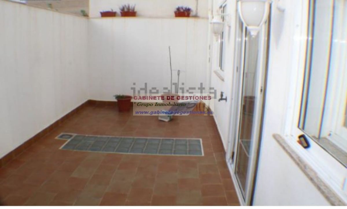 For sale of chalet in Albacete