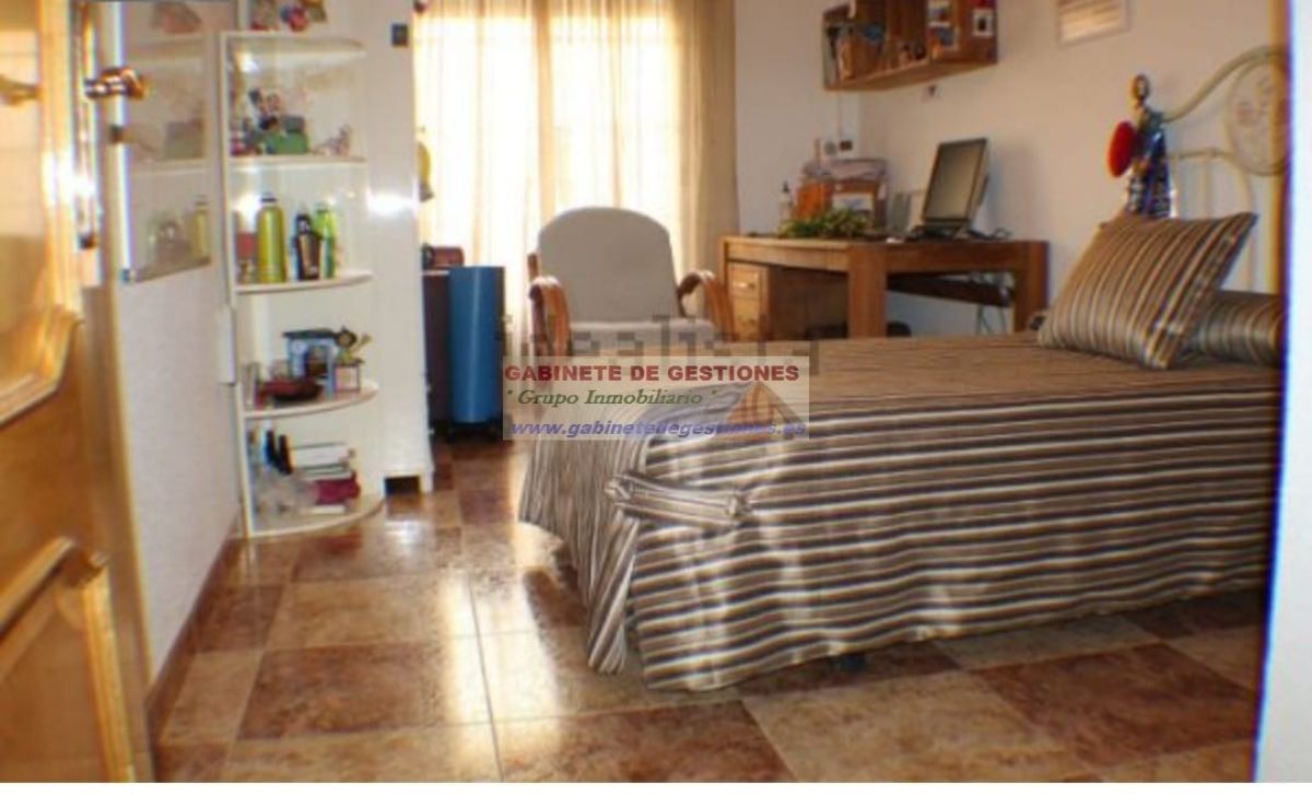 For sale of chalet in Albacete