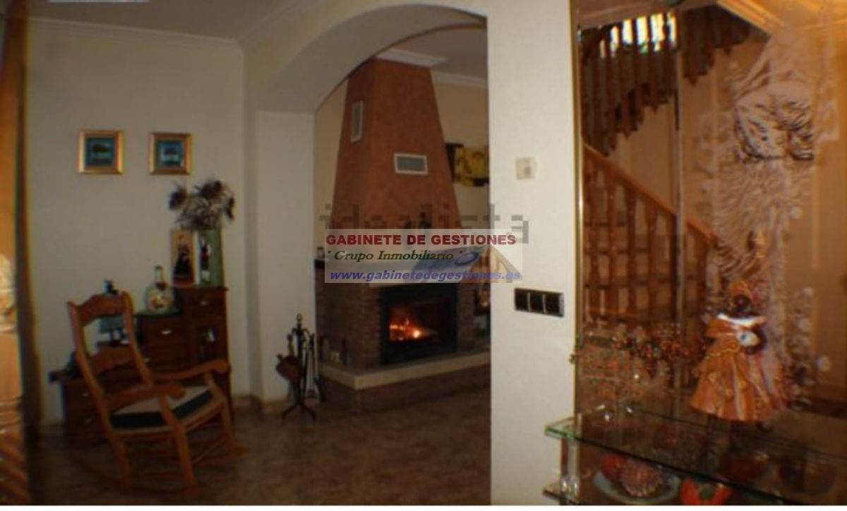 For sale of chalet in Albacete