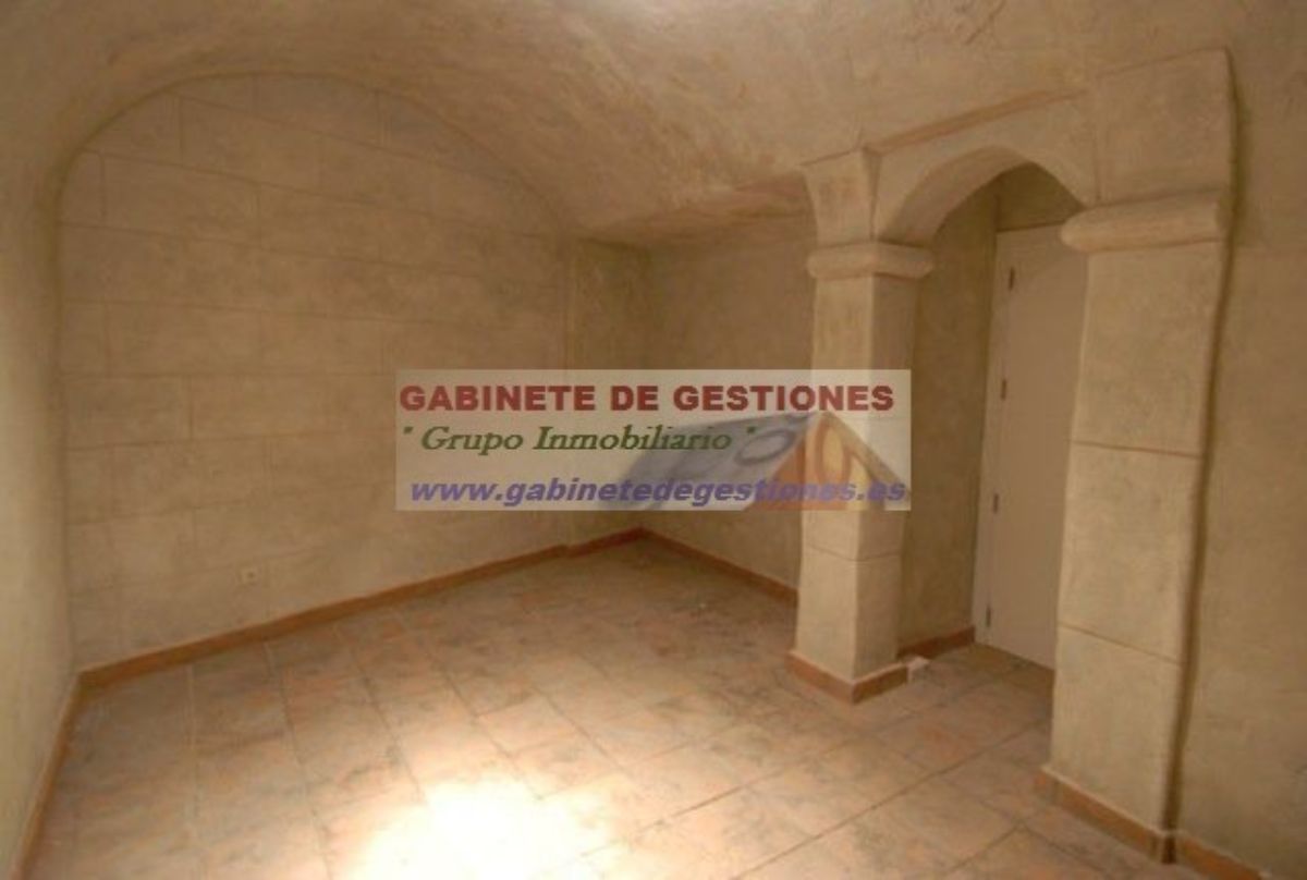 For sale of chalet in Calpe