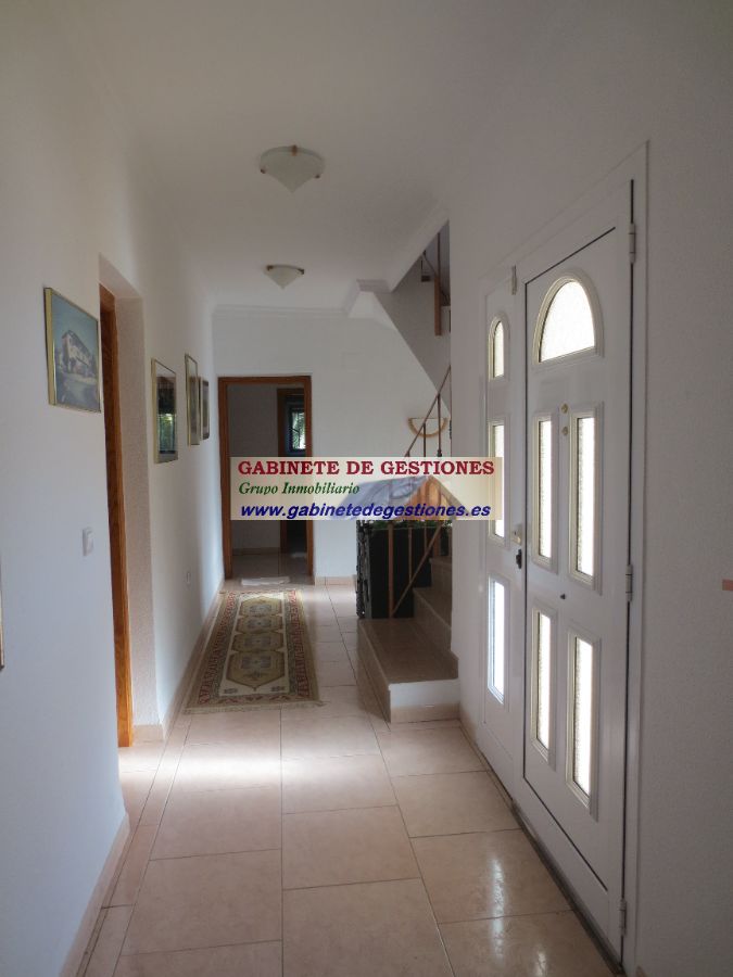 For sale of chalet in Calpe