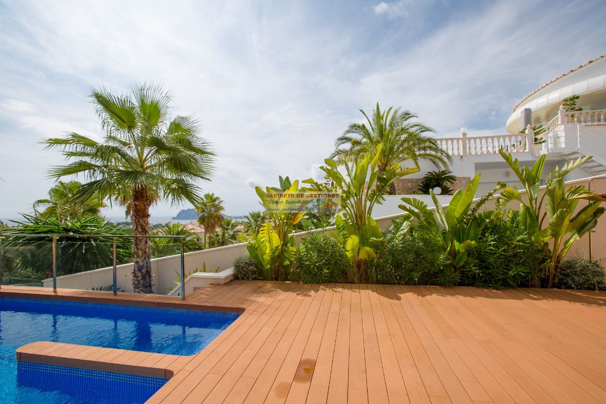 For sale of chalet in Calpe