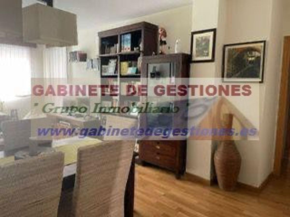 For sale of flat in Albacete